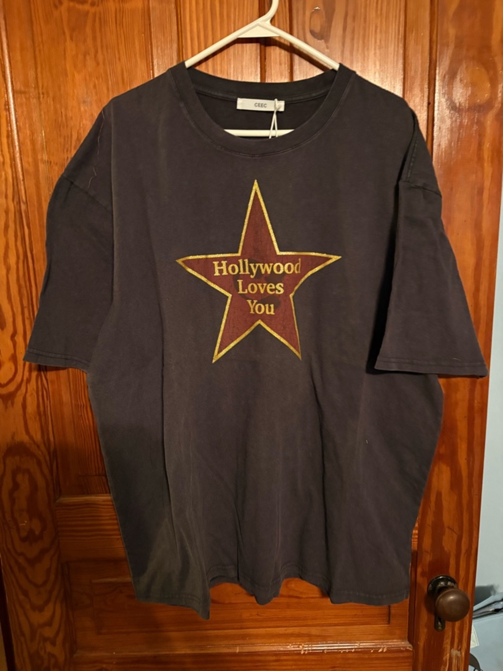 Men's 'Hollywood Loves You' Short Sleeve Tee in Charcoal